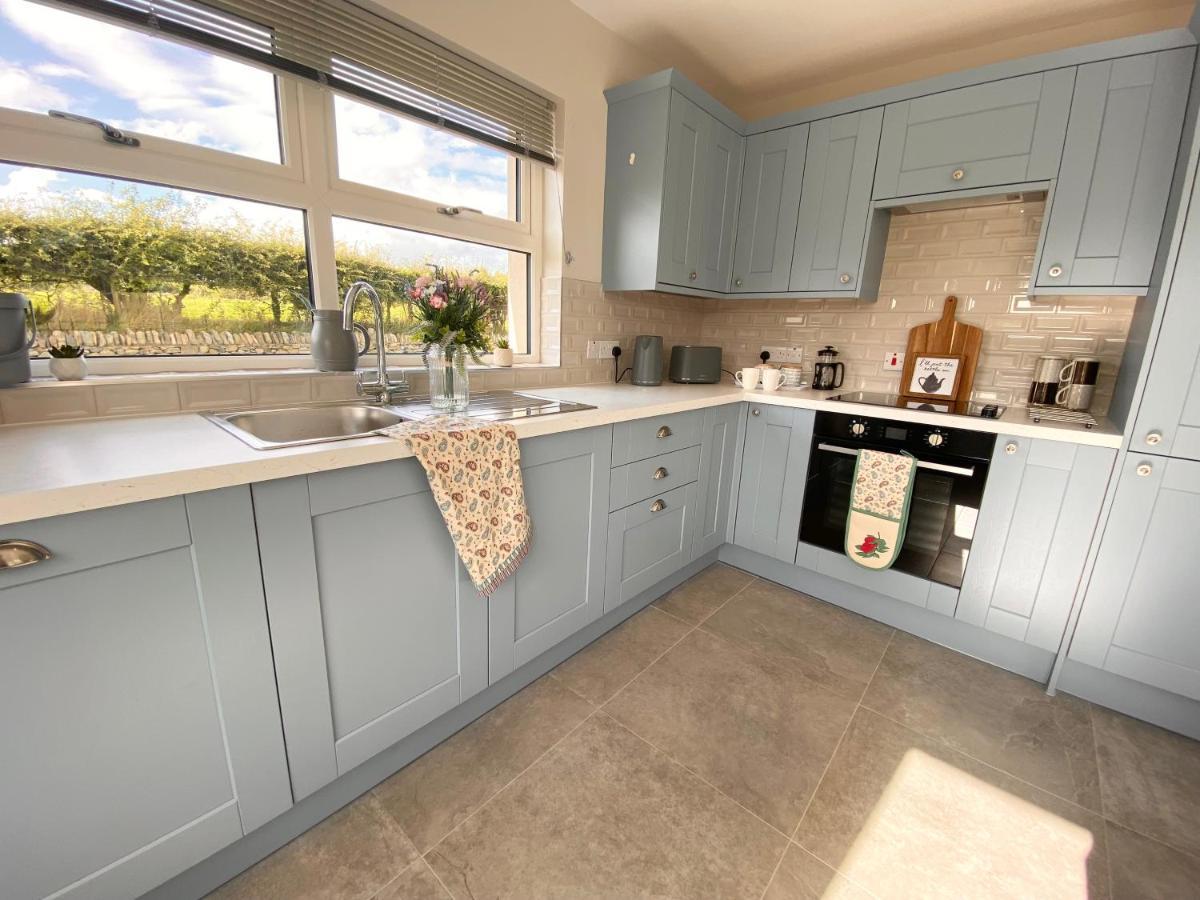 The Gate Lodge At Dunnanew - 4 Star- Sleeps 5 Seaforde Kültér fotó